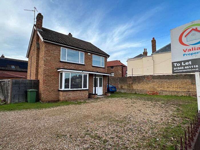 3 Bedroom Detached House To Rent In West Park Street, Chatteris, PE16