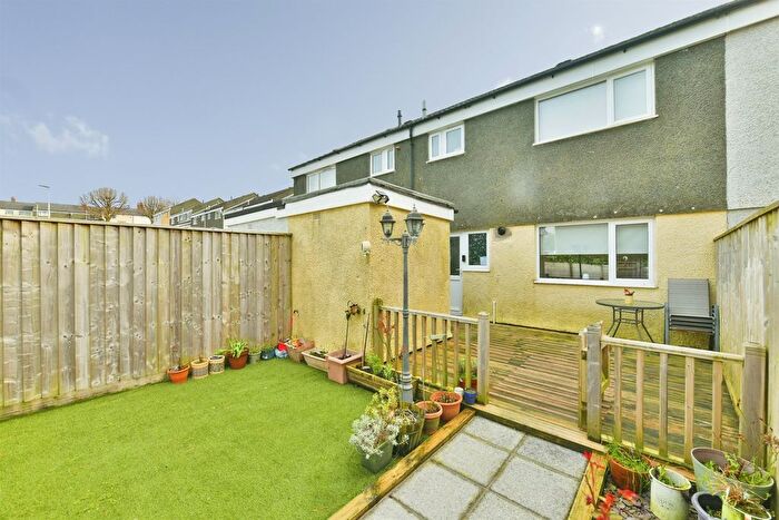 2 Bedroom Terraced House For Sale In Kipling Gardens, Plymouth, PL5