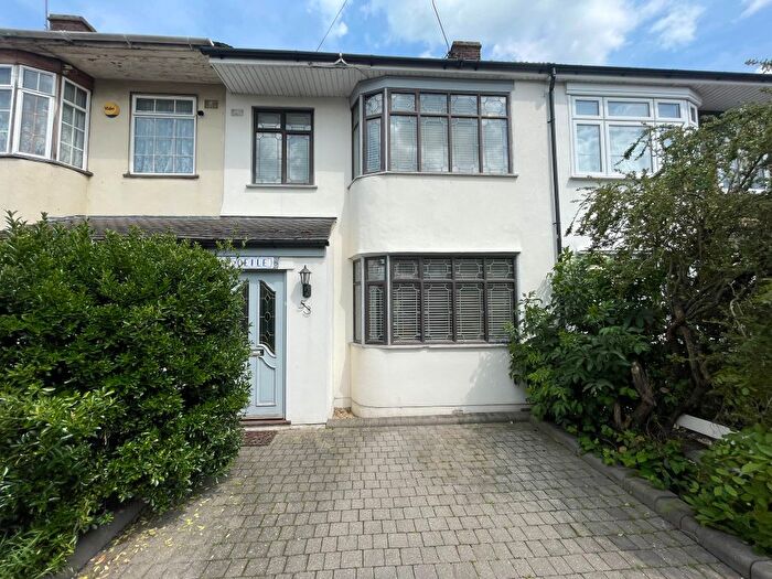 4 Bedroom Terraced House To Rent In Inverness Drive, Hainault, IG6