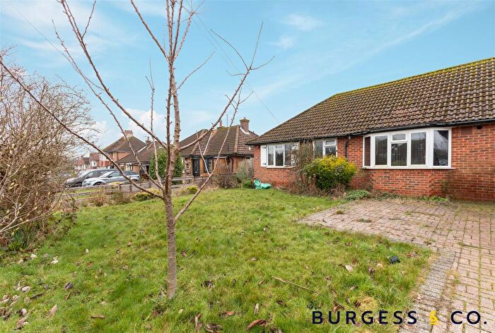 3 Bedroom Semi-Detached Bungalow For Sale In Woodsgate Park, Bexhill-On-Sea, TN39