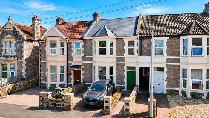 2 Bedroom Flat For Sale In St Pauls Road, South Ward, BS23