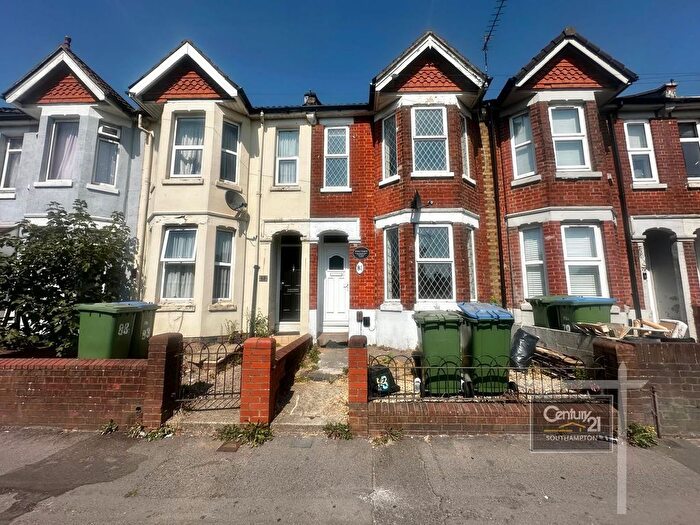 Terraced House To Rent In |Ref. |, Romsey Road, Southampton, SO16
