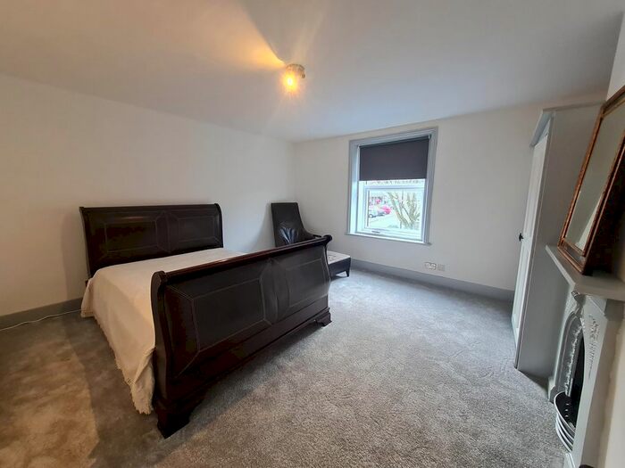 4 Bedroom Terraced House To Rent In Oddfellow Street, Morley, Leeds, LS27