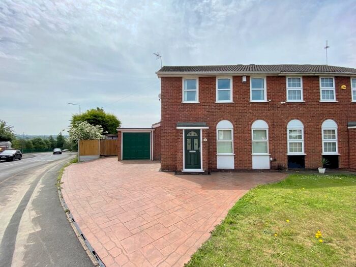 3 Bedroom Semi-Detached House To Rent In Earls Way, Thurmaston, Leicester, LE4