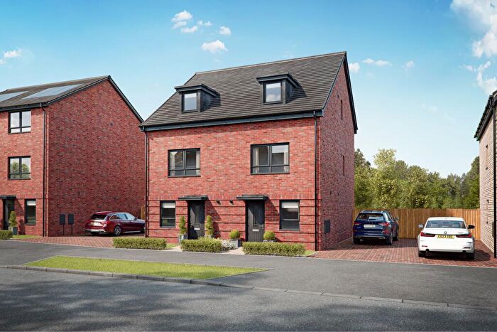 3 Bedroom Semi-Detached House For Sale In Glenvale Park Niort Way Wellingborough, NN8