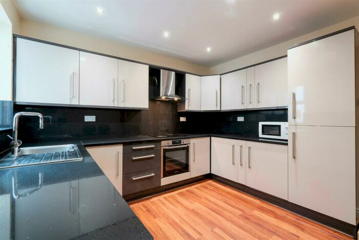 5 Bedroom Flat To Rent In A Gell Street, Sheffield, S3