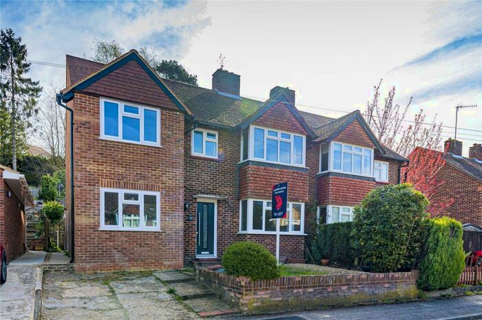 5 Bedroom House To Rent In Campbell Road, Weybridge, Surrey, KT13