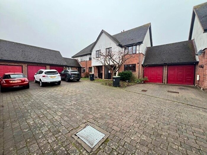 3 Bedroom Terraced House To Rent In Barley Court, Saffron Walden, CB11