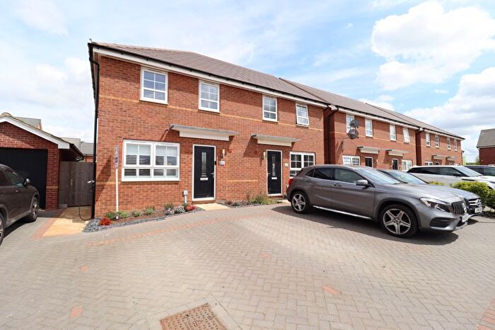 3 Bedroom Semi-Detached House For Sale In Grace Gardens, Eaton Leys, Milton Keynes, MK17