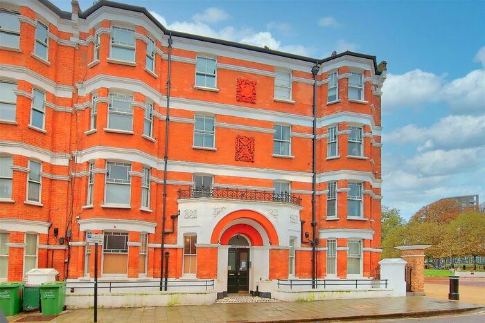 4 Bedroom Flat To Rent In Rushcroft Road, London, SW2