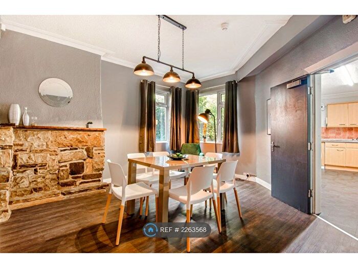 5 Bedroom Detached House To Rent In Richmond Mount, Leeds, LS6