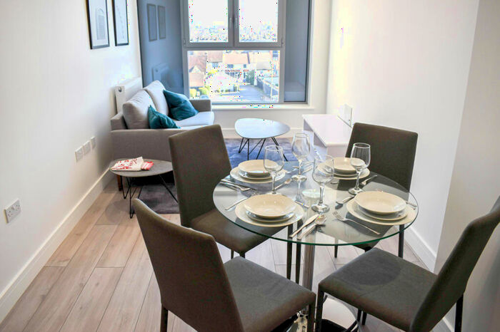 1 Bedroom Apartment To Rent In Carlton House, New London Road, Chelmsford, Essex, CM2