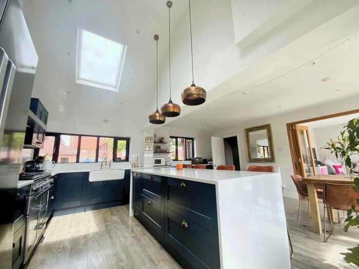 4 Bedroom Detached House For Sale In The Pastures, Long Bennington, Newark, NG23