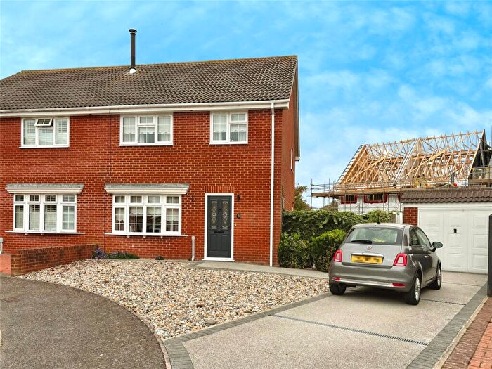 3 Bedroom Semi-Detached House For Sale In Matthews Close, Deal, Kent, CT14