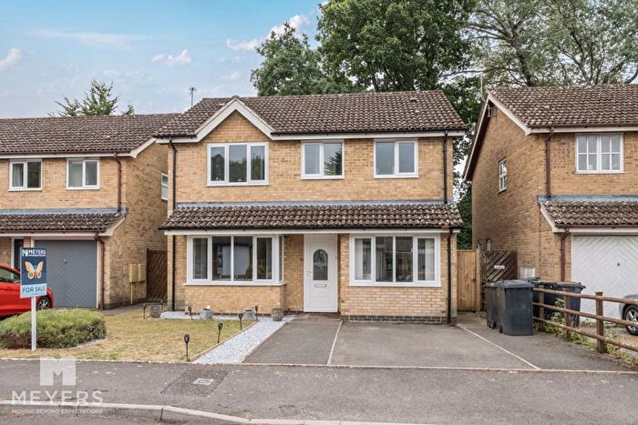 4 Bedroom Detached House For Sale In Monks Close, West Moors, BH22