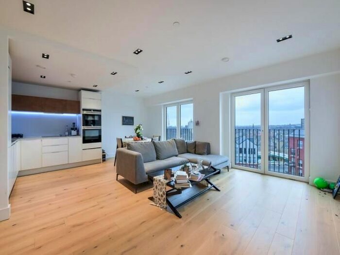 2 Bedroom Flat To Rent In Exchange Gardens, Vauxhall, SW8