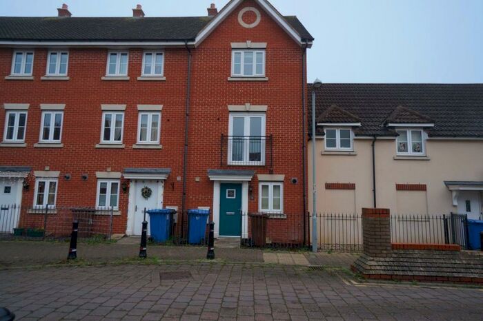 4 Bedroom Town House To Rent In Prentice Way, IP3