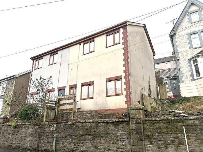 4 Bedroom House To Rent In Wood Road, Treforest, Pontypridd, CF37