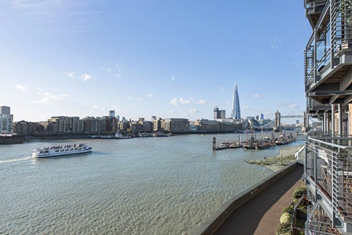 2 Bedroom Flat To Rent In Capital Wharf, Wapping High Street, London, E1W