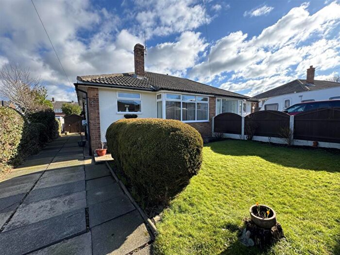 2 Bedroom Semi-Detached Bungalow For Sale In Park Avenue, Clayton West, HD8