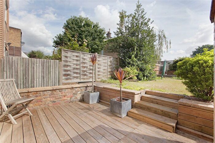2 Bedroom Flat For Sale In Trinity Road, Wandsworth Common, Lon, Wandsworth Common, SW17