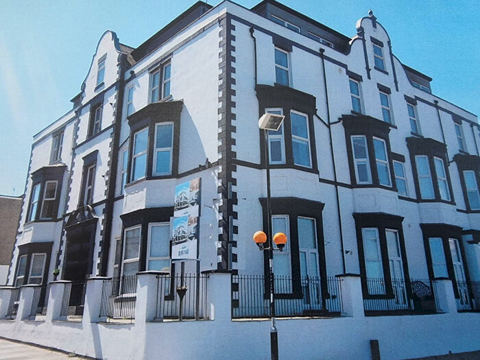 2 Bedroom Apartment To Rent In Montague Apartments, Whitley Bay, NE26