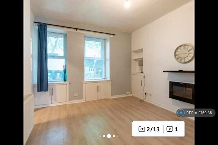 2 Bedroom Flat To Rent In South William Street, Perth, PH2