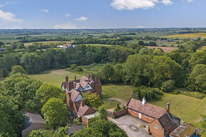 8 Bedroom Detached House For Sale In Easton Road, Stonely, St. Neots, Cambridgeshire, PE19