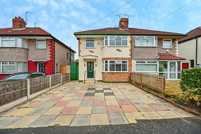 3 Bedroom Semi-Detached House For Sale In Wayville Close, Liverpool, L18