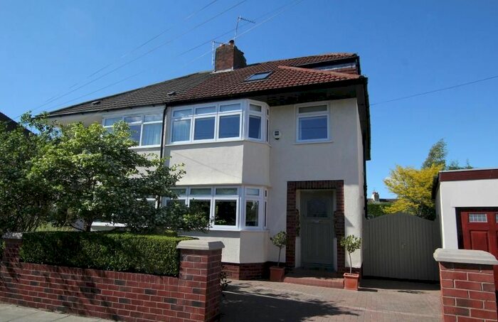 4 Bedroom Semi-Detached House To Rent In Childwall Crescent, Childwall, Liverpool, L16