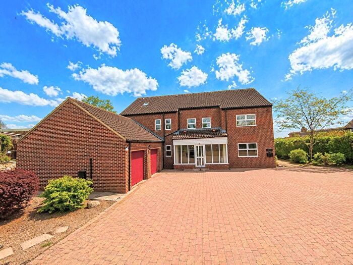 5 Bedroom Detached House For Sale In Back Lane, Bedale, North Yorkshire, DL8