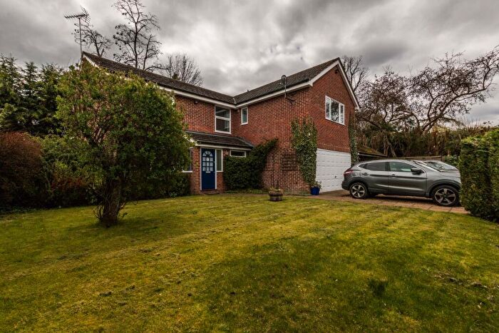 5 Bedroom Detached House To Rent In Greenacres, Newbury, RG20