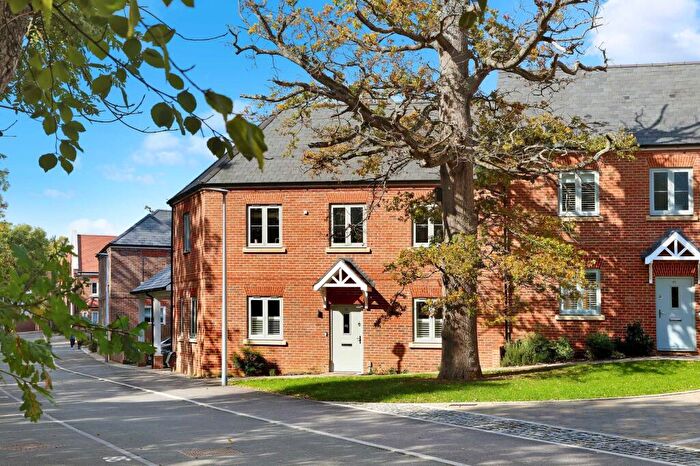 3 Bedroom Semi-Detached House For Sale In Kendrick Avenue, Wilton Park, Beaconsfield, Buckinghamshire, HP9