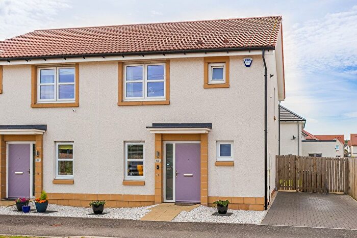 3 Bedroom Semi-detached House For Sale In Glennie Road, Newcraighall, Musselburgh, EH21