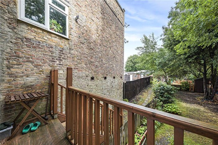 1 Bedroom Flat For Sale In Lee High Road, London, SE12