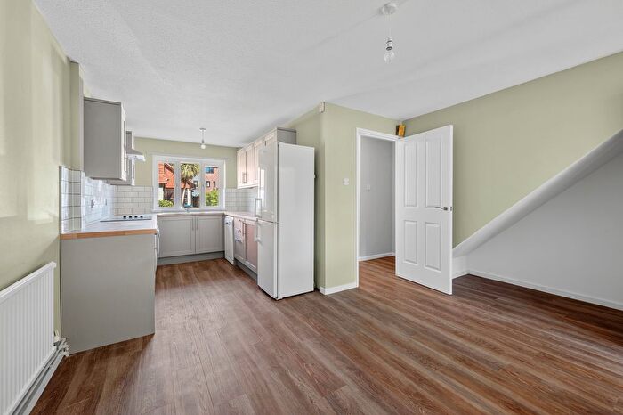 3 Bedroom Maisonette To Rent In Coniston Close, London, SW20