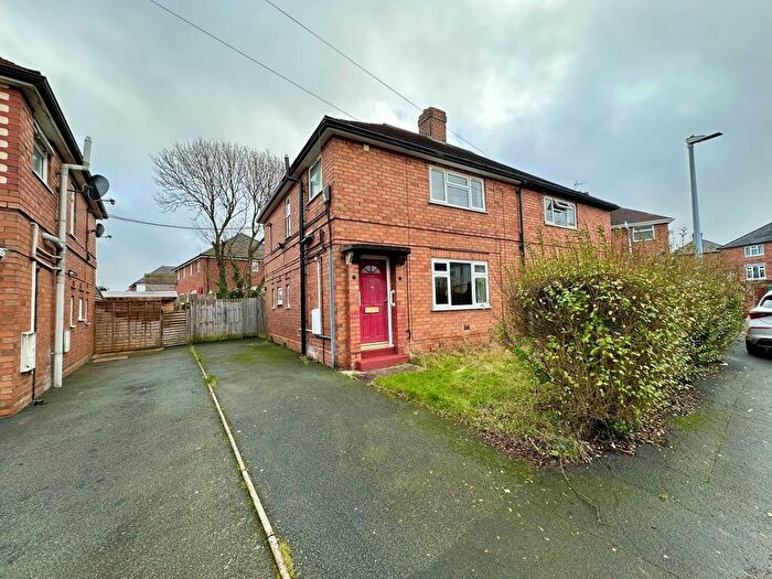3 Bedroom Semi Detached House For Sale In Woodhouse Crescent Trench, Telford, Shropshire, TF2