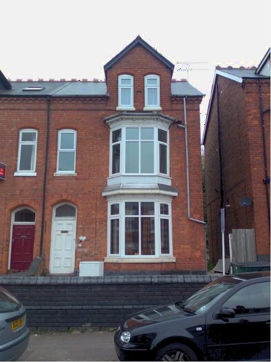 Studio To Rent In Gillott Road, Birmingham, B16