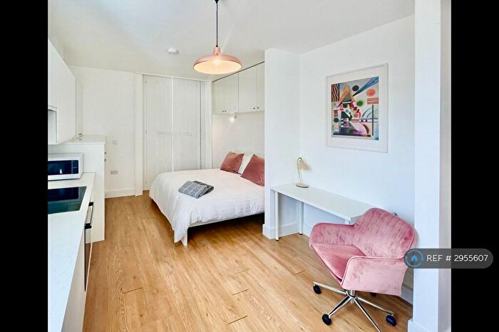 Studio To Rent In Grafton House, Cambridge, CB5