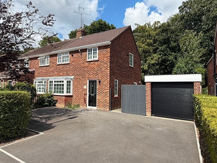 3 Bedroom Semi-Detached House To Rent In Beechwood Close, Ascot, SL5