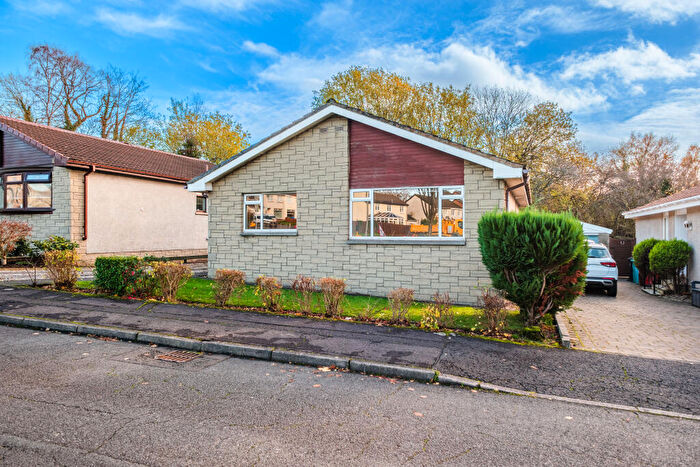 3 Bedroom Bungalow For Sale In Thorniewood Gardens, Uddingston, Glasgow, G71