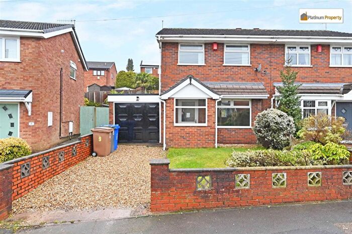 3 Bedroom Semi-Detached House For Sale In Souldern Way, Meir Hay, ST3