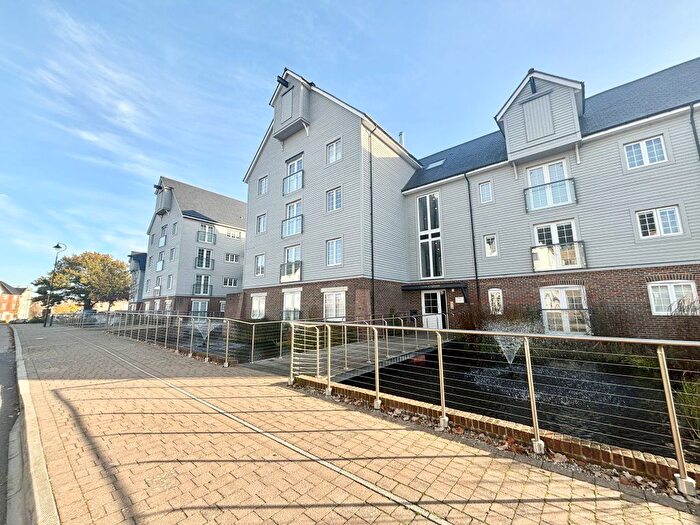 2 Bedroom Flat To Rent In The Boulevard, Horsham, RH12