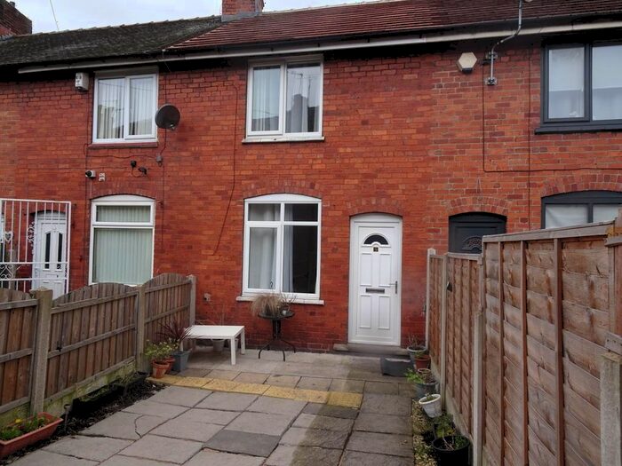 2 Bedroom Property To Rent In Firth Street, Barnsley, S71