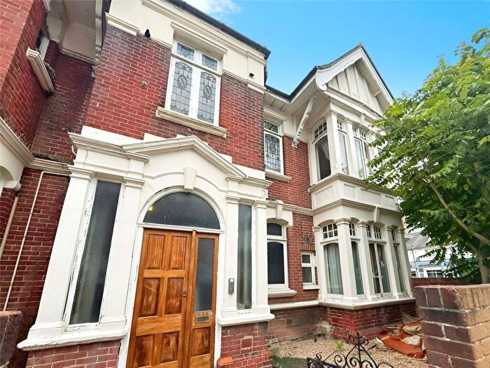 1 Bedroom Flat To Rent In London Road, Portsmouth, Hampshire, PO2