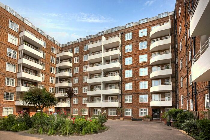 Studio To Rent In Wilbury Grange, Wilbury Road, Hove, East Sussex, BN3