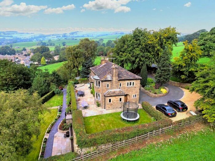 4 Bedroom Detached House For Sale In The Brow, Lothersdale, BD20