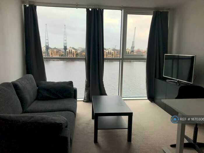 1 Bedroom Flat To Rent In Western Gateway, London, E16
