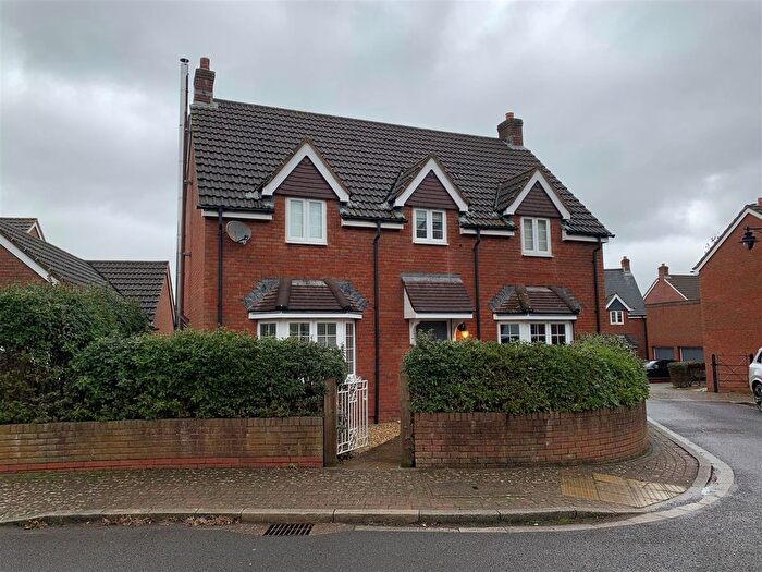 4 Bedroom Detached House For Sale In Theillay Close, Nether Stowey, Bridgwater, TA5