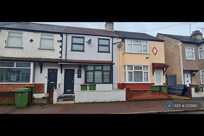 3 Bedroom Terraced House To Rent In Walton Road, London, E12